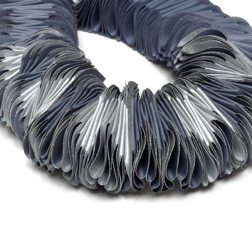 Detalle Collar Serpentin . Foto: Jorge Osorio