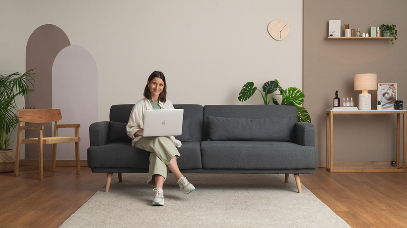 Hello! 🙋🏻‍♀️ I'm Isa Gil, the teacher for this course. 