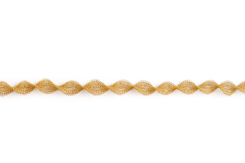 Infinity swirl golden necklace made of wire   - Artesanía