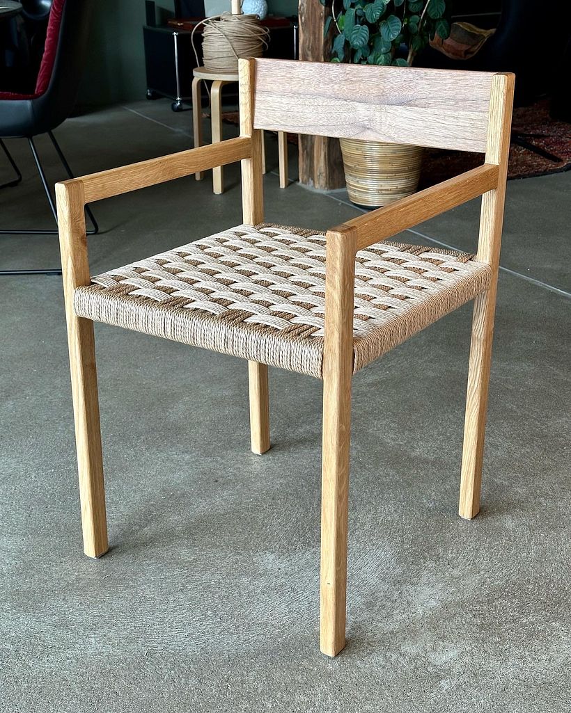 Oak frame, walnut back