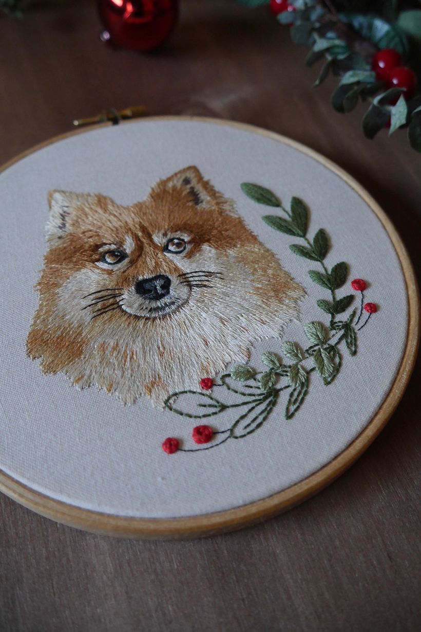 El retrato bordado de Rex 2