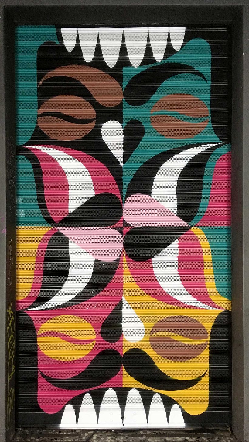 Homes Tone creative duo works: @homes_tone : @drhomes & @rafa_bertone  Para TOMA CAFE Olavide / Mural made in collaboration with Dr Homes For TOMA CAFE Olavide 2