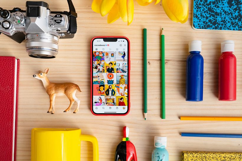 Artist Coco Dávez teaches how to create engaging Instagram accounts and grow audiences.