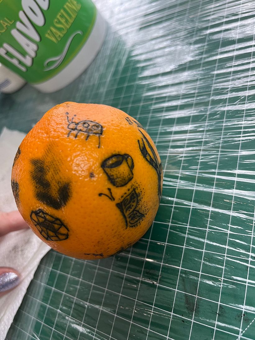 Mein Abschlussprojekt für den Kurs: Tattoo für Anfänger auf Orangen 5