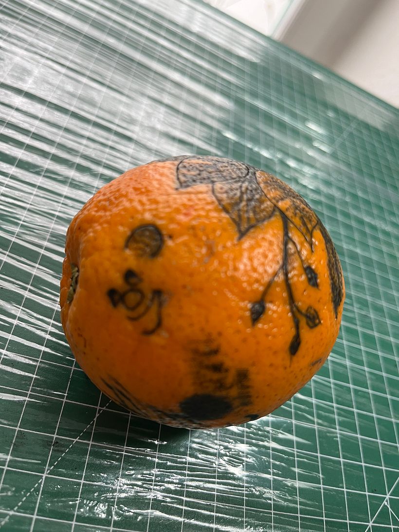 Mein Abschlussprojekt für den Kurs: Tattoo für Anfänger auf Orangen 9