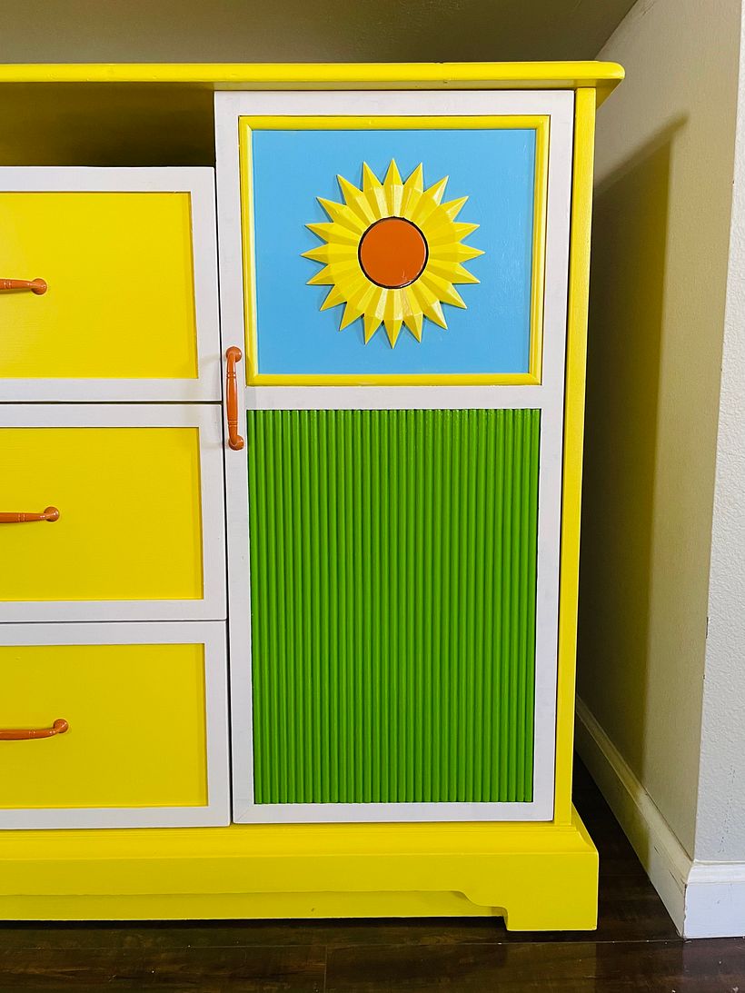 To jest szczegół na drzwiach.