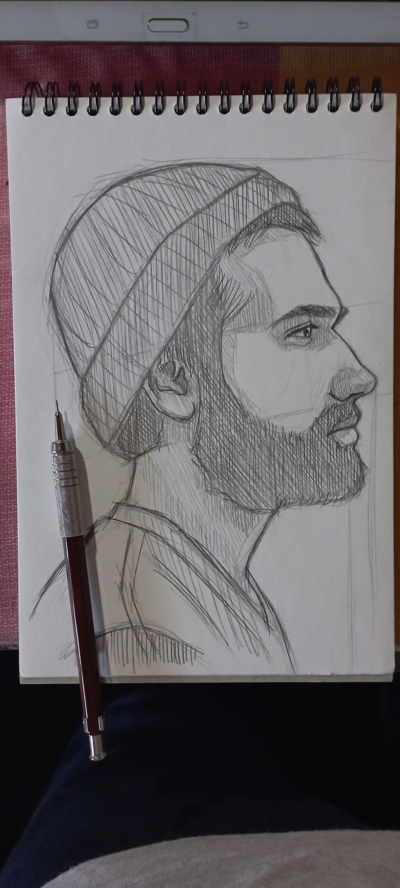 Mi proyecto del curso: Cuaderno de retratos a línea con grafito 7