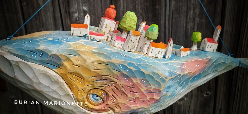 Wooden whale decorations 9