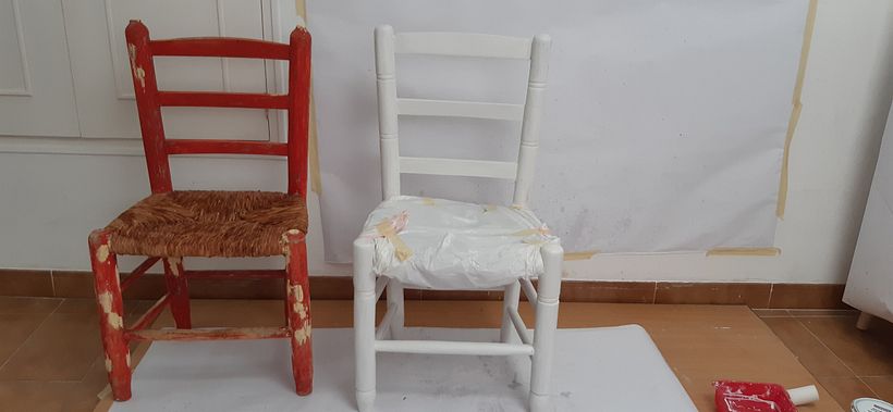 Decapado y primera mano pintura.