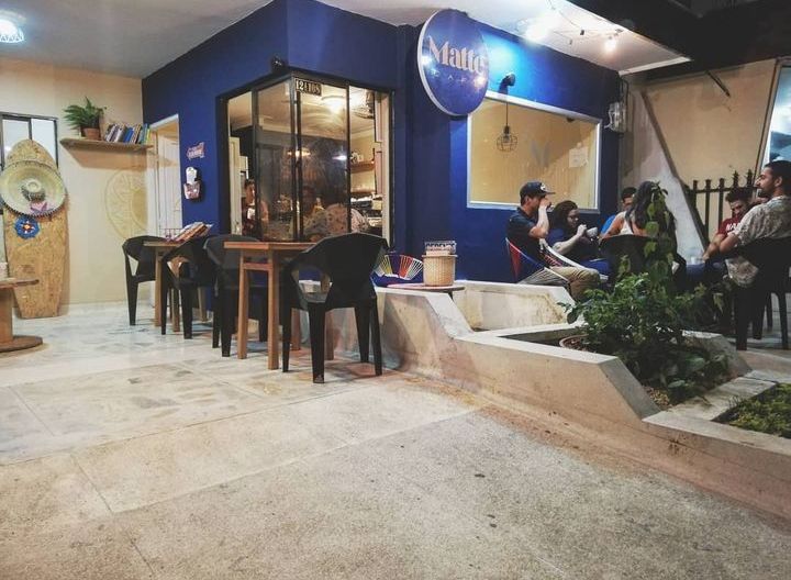 Asi comenzo nuestro cafè, ariesgamos nuestro unico capital de inversion lo abrimos en nuestra casa!