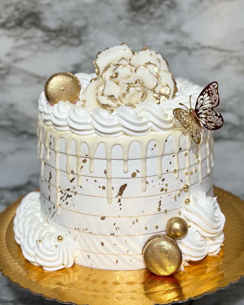 Mi proyecto del curso: Flores de azúcar para cake design 2