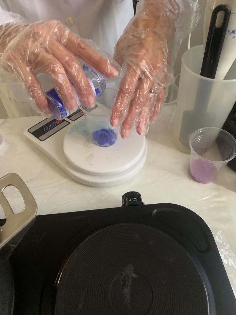 Pesei todos os materiais. 