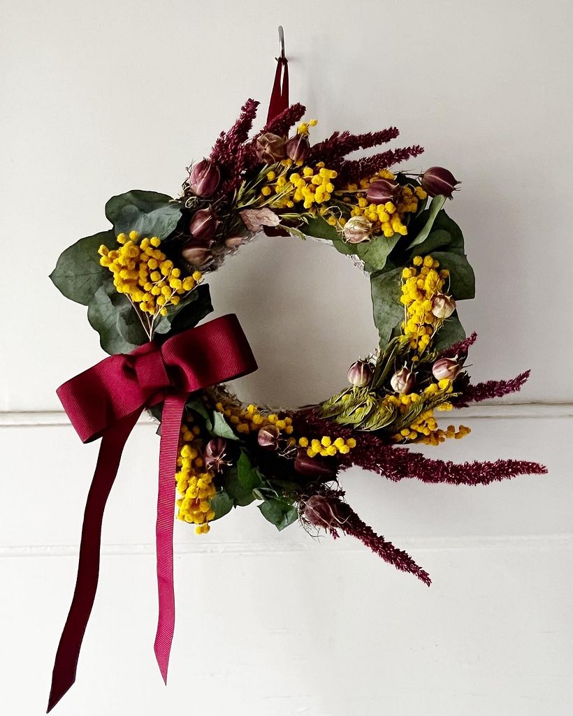 Dried and preserved greens & flowers 