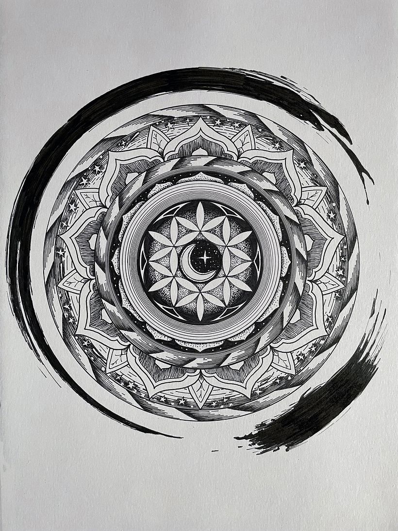 Mon projet du cours : L'art de dessiner des mandalas : créez des motifs géométriques 2