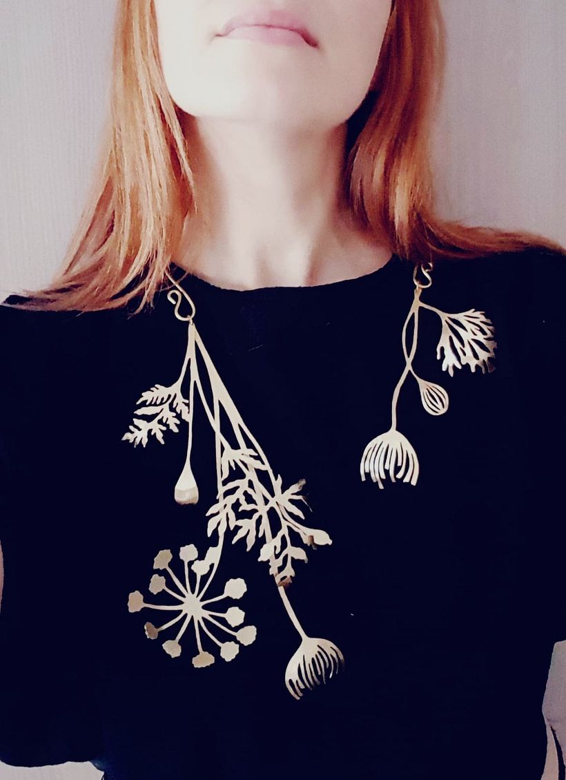 Wid & Fragile - Statement necklace detail