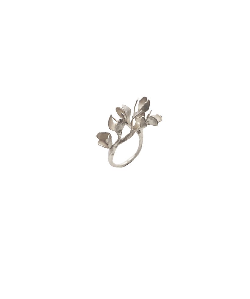 'Les Fleurs du Mal', sculpture-ring. 'I walk alone, absorbed in my fantastic play...'