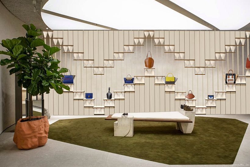 Visualisation of shelving system for Celine