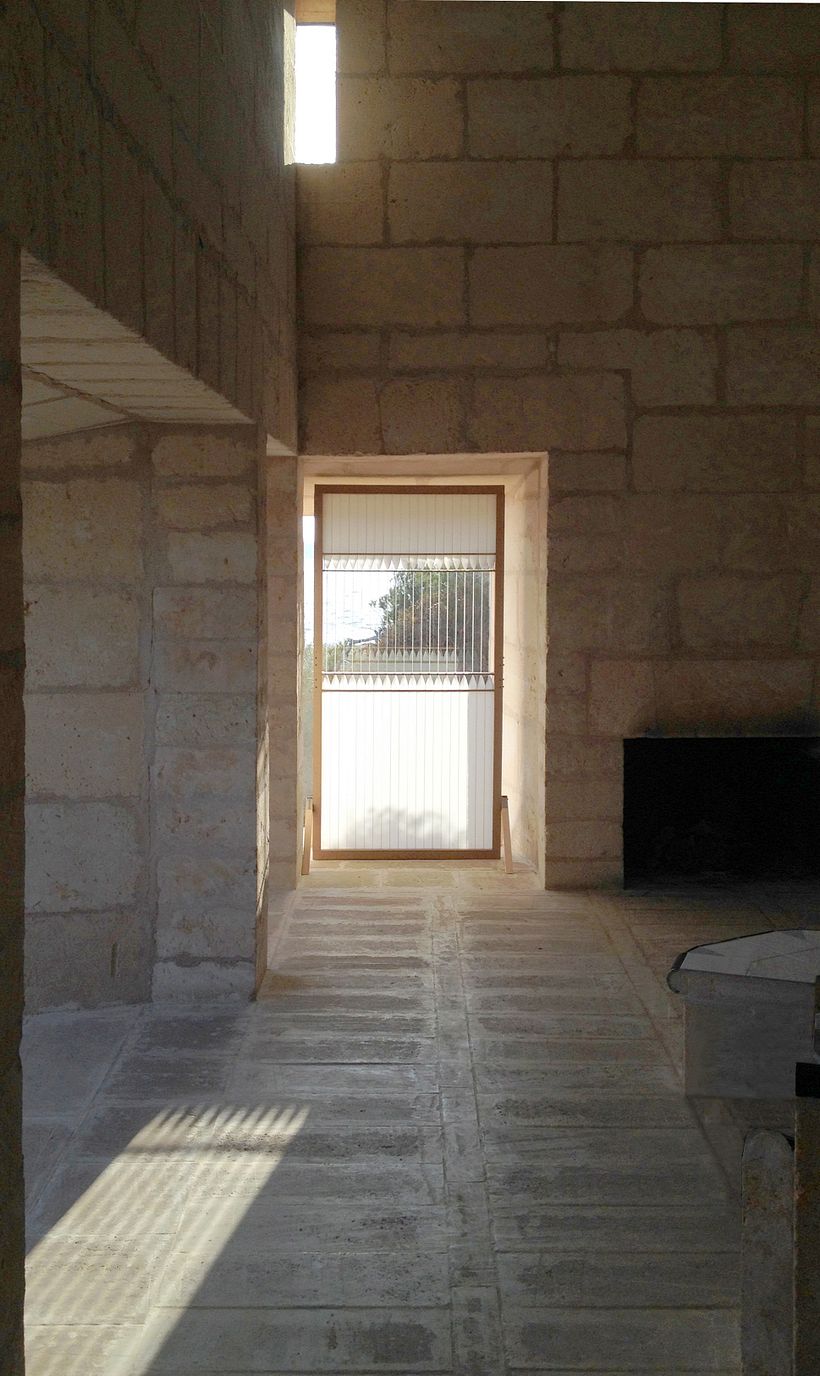 KUFtwist at Jørn Utzon's house Can Lis in Mallorca - Notice the shadows