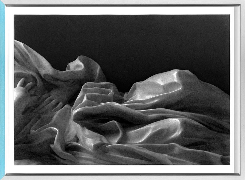 Imagine Corpore II, 2017 Fotograbado sobre papel Basik, estampación artística, pliegues y marcos pintados