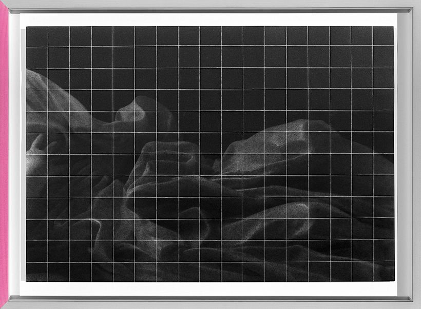 Imagine Corpore II, 2017 Fotograbado sobre papel Basik, estampación artística, pliegues y marcos pintados