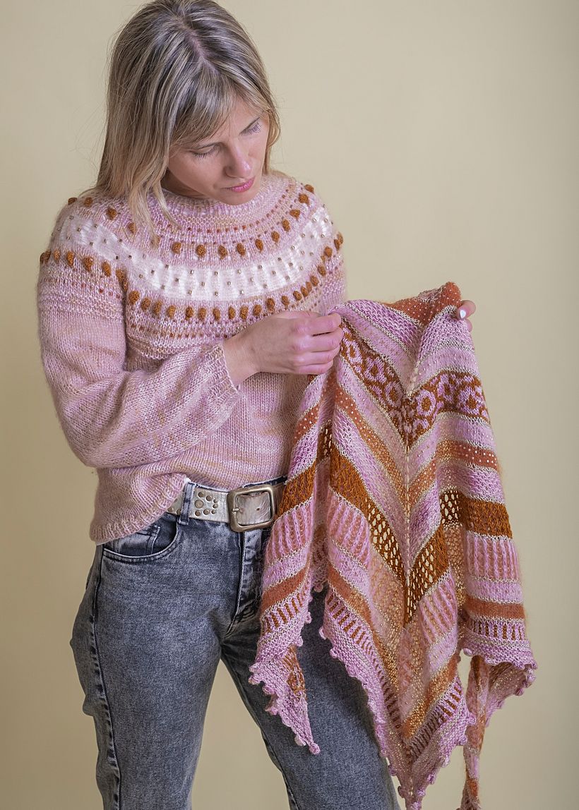 The bead shawl 4