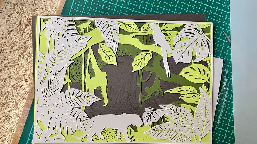 Meu projeto de curso: Papercut: Crie cenas profundas em papel 2