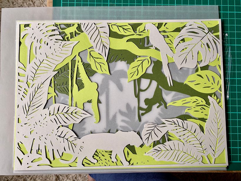 Meu projeto de curso: Papercut: Crie cenas profundas em papel 3