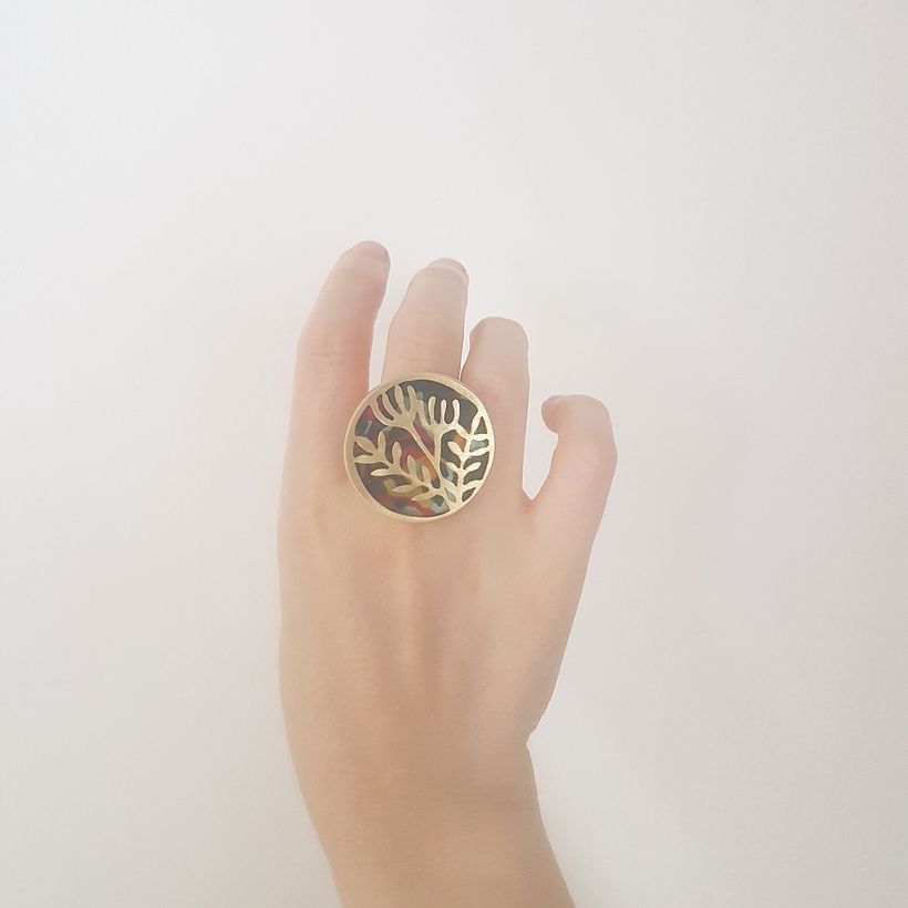 Confusion, Ring - detail