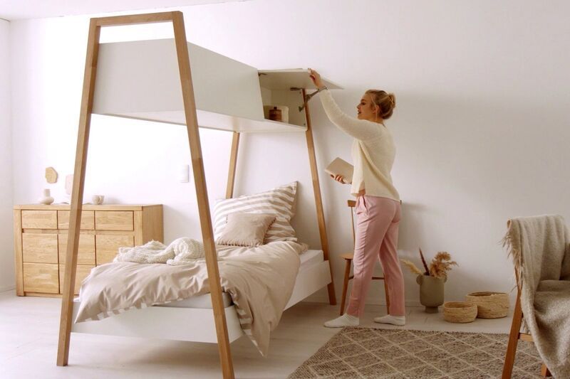 COBBO : The overhead compartment bed