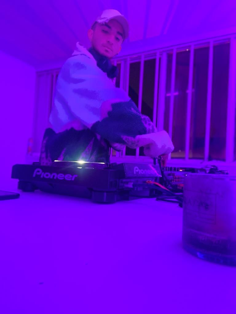 Mezcla de música electrónica: de principiante a DJ 2