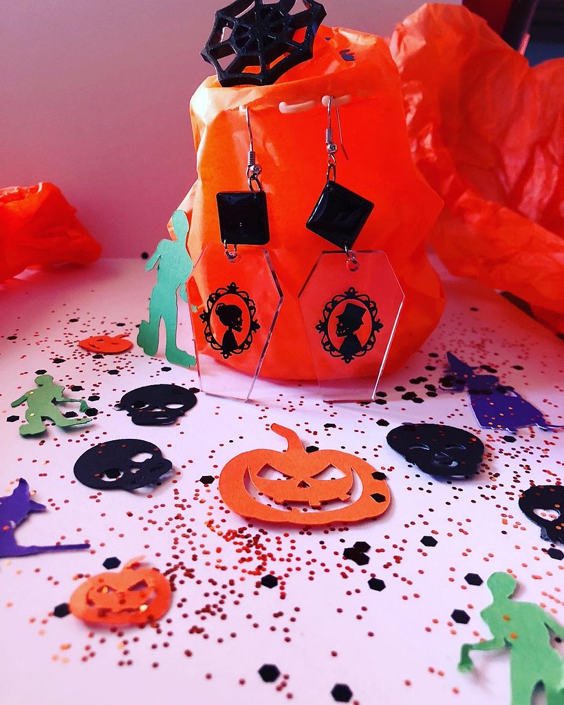 Mi proyecto del curso: Diseño de joyería en resina 7