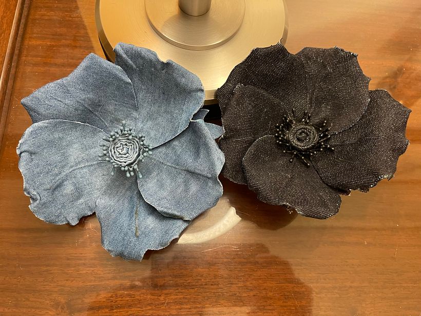 My project for course: Floral Textiles: Make 3D Accessories with Denim 1