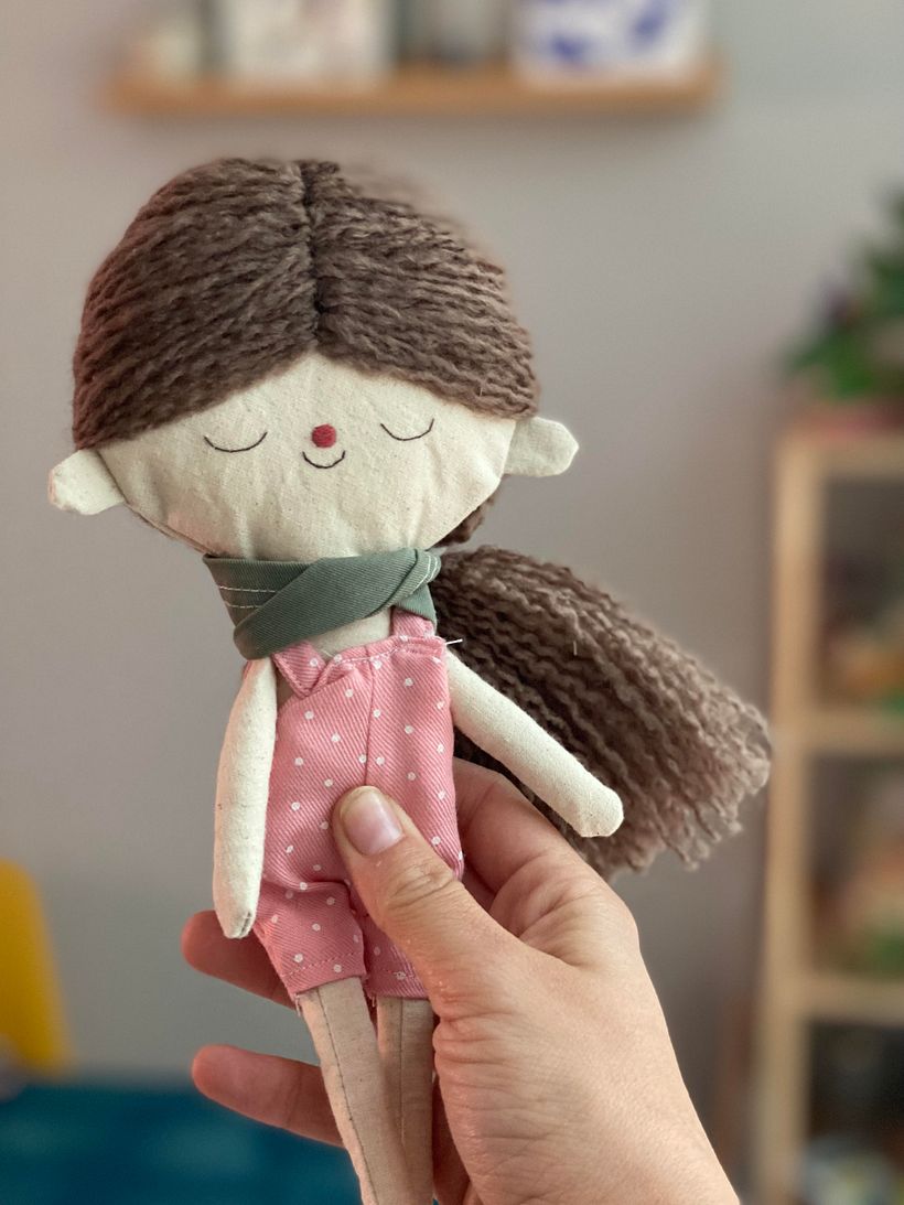 Mi proyecto del curso: Muñecos de tela: diseño, costura y creación de contenido 3