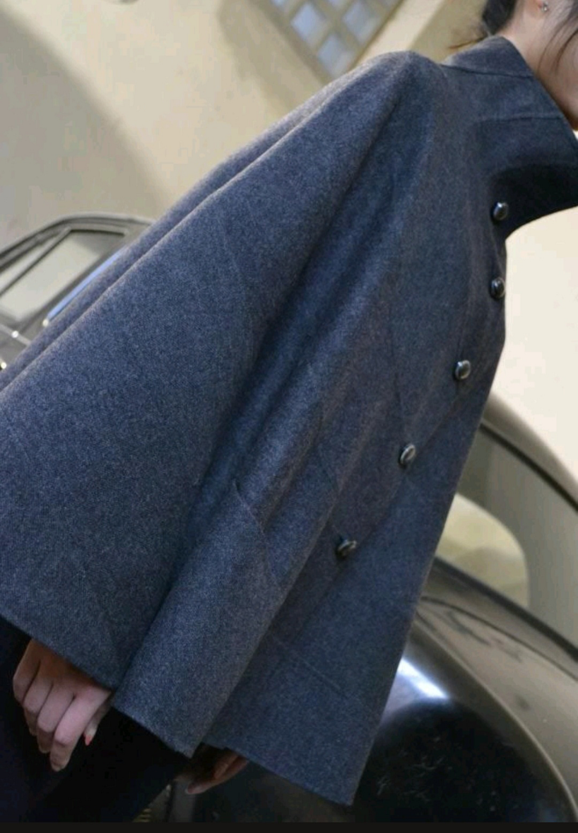 TR Cup Cape - Diseño de moda