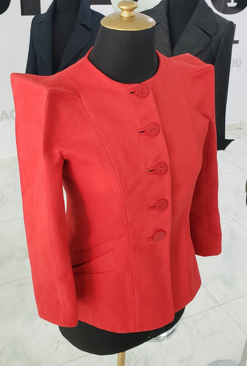 Box Shoulder Jacket 2