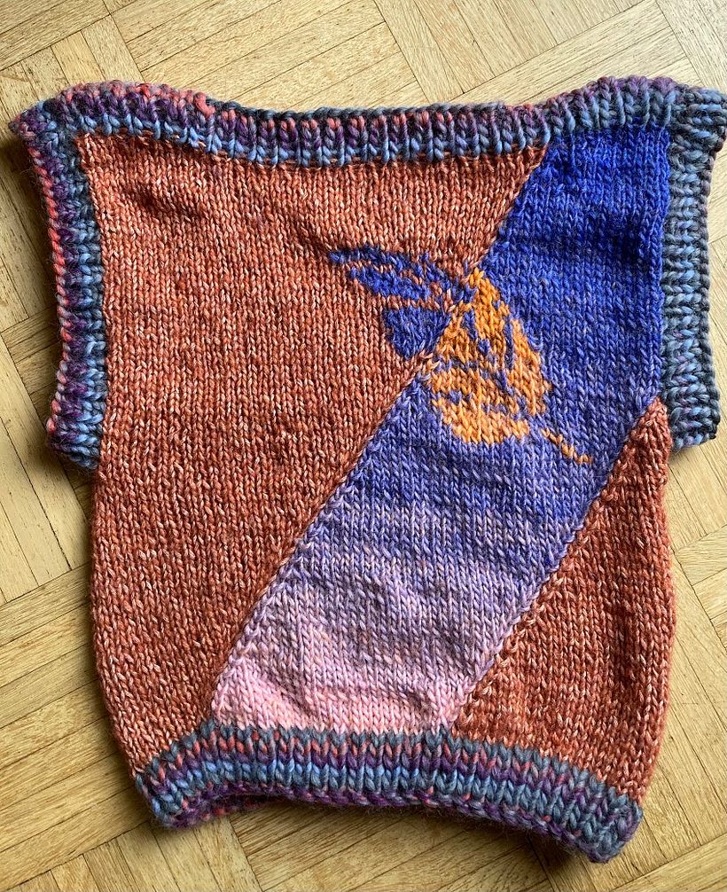 "Leaf" - my project for the course Intarsia Knitwear   2