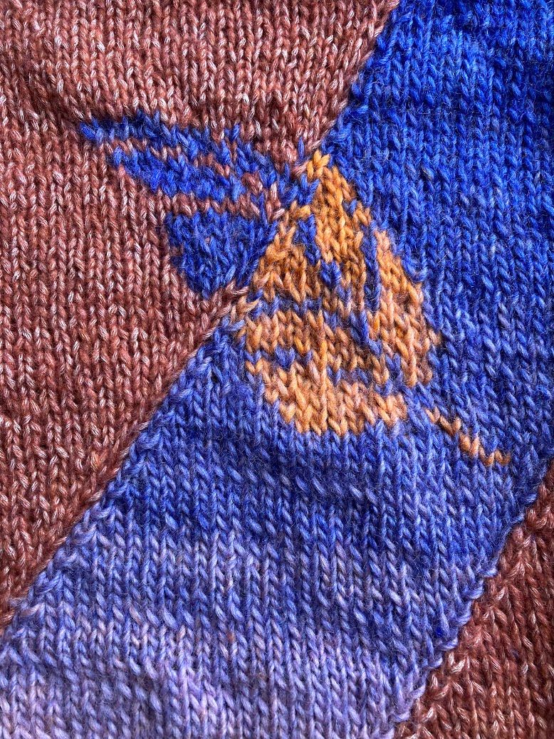 "Leaf" - my project for the course Intarsia Knitwear   3