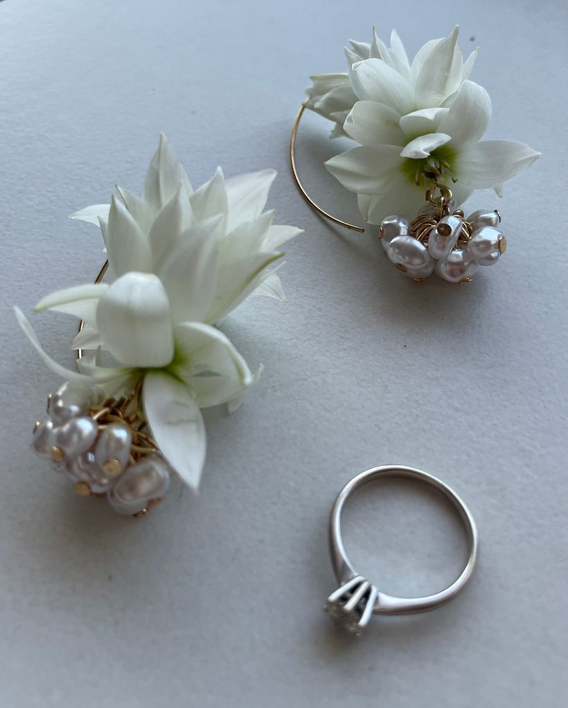 Aretes para Ana, la novia, hechos con Ornithogalum 