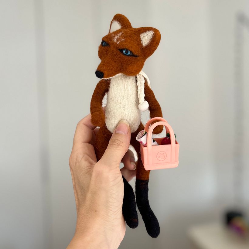 Mi proyecto del curso: Needle felting: creación de personajes con lana y aguja 12