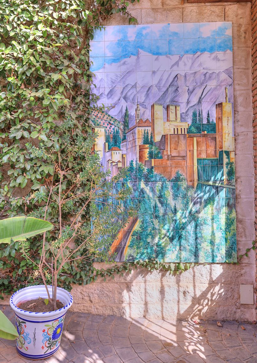 Foto exterior mural de Granada La Alhambra