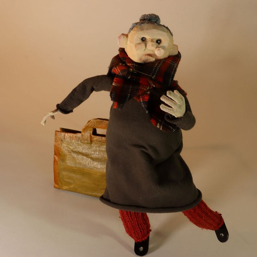 Old Lady posed on animation rig