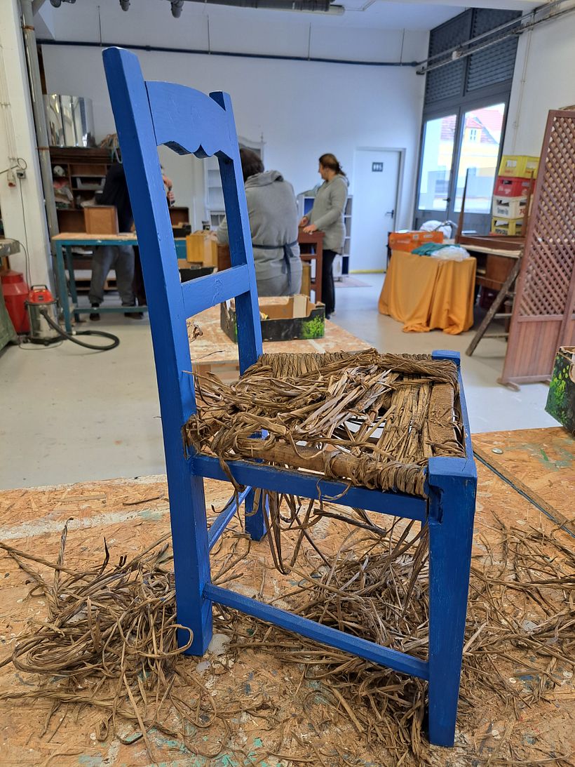 Cadeira antes da recuperação