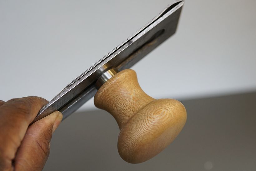 The Cap Iron Screwdriver 