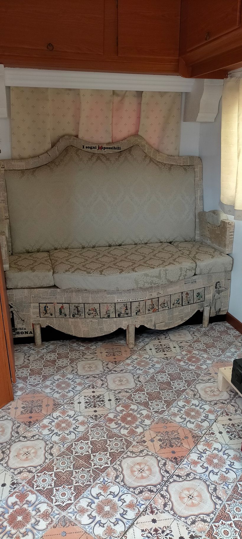 Divano Rococò  1