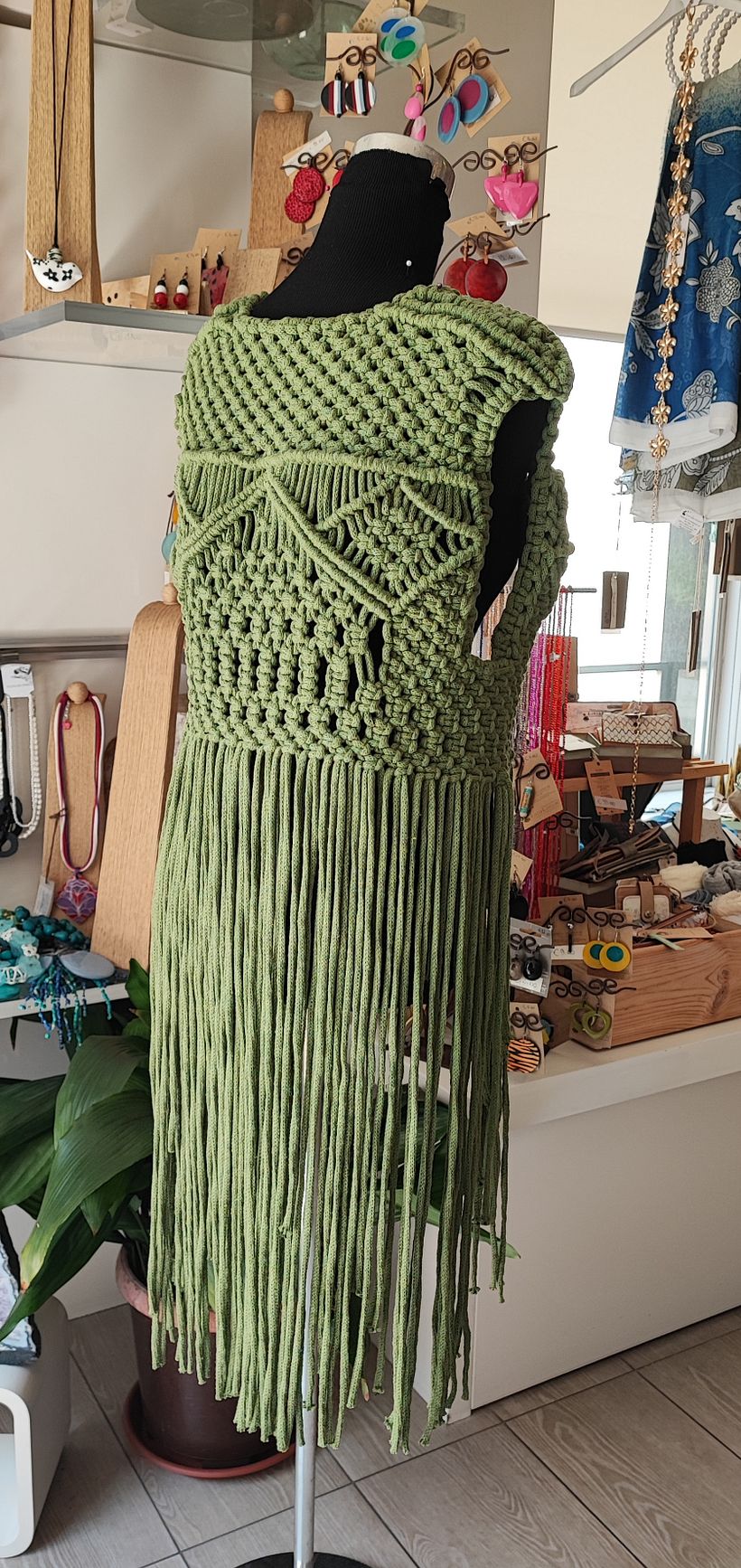 Il mio progetto del corso: Macramè: crea capi di abbigliamento unici 3