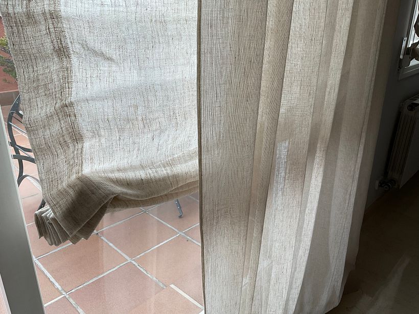 Capa 2. Salón. Estores o cortines lino natural, para dar calidez