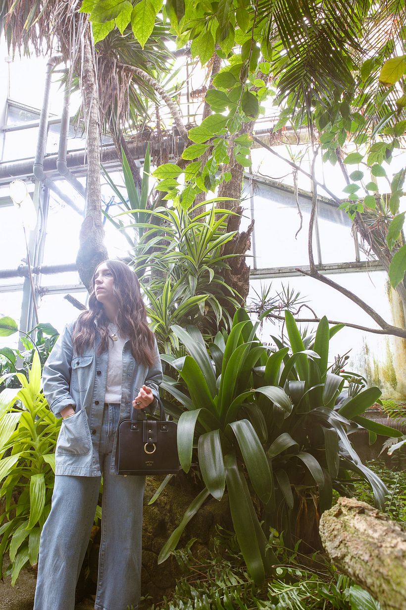 Adding Navy to our collection: Mini Bowery 10