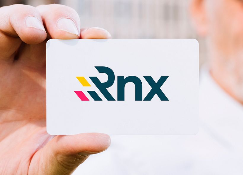 Renerix es una empresa con sede en Ciudad Real y que se dedica a la ingeniería dentro del campo de las energía renovables, especialmente plantas fotovoltaicas. 5