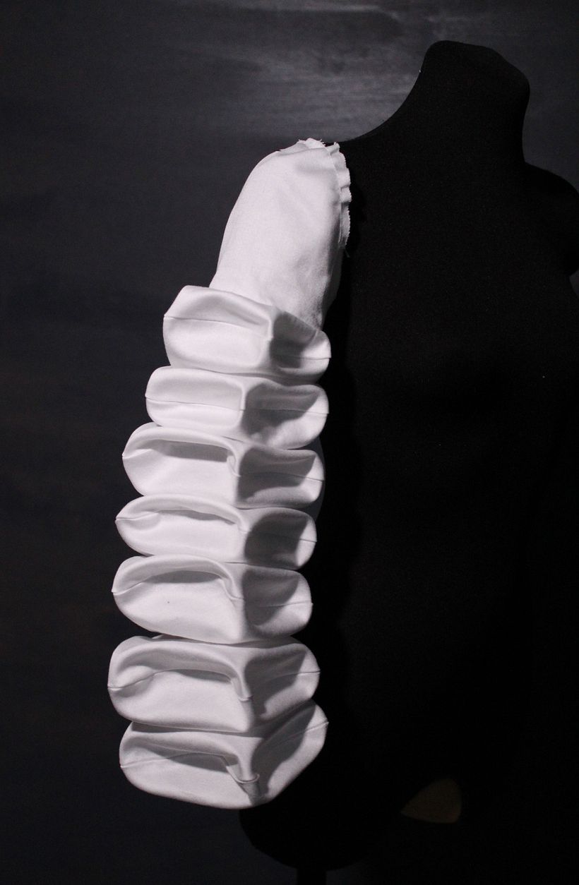 Very experimental sleeve.
