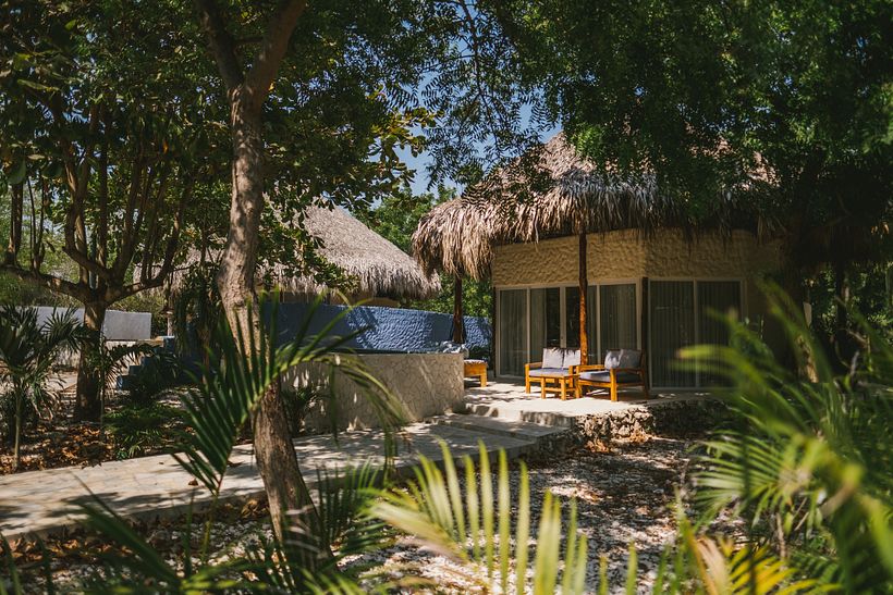 Blue Apple Resort y Green Apple Foundation para Thrillist  5